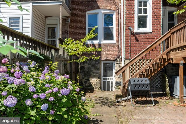 2911 CRESMONT AVE, Baltimore, MD 21211