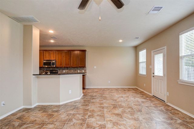 23 Fairlee Court, The Woodlands, TX 77354