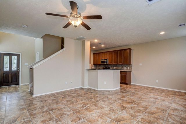 23 Fairlee Court, The Woodlands, TX 77354