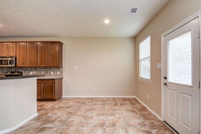 23 Fairlee Court, The Woodlands, TX 77354
