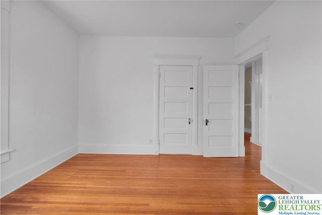 327 North 10th Street, Easton, PA 18042