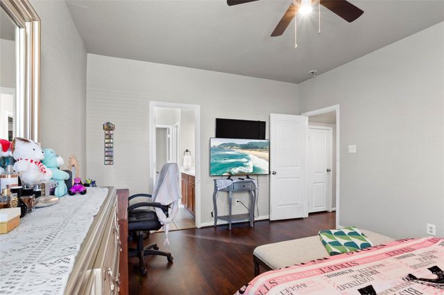 30 Supiro Drive, Manvel, TX 77578