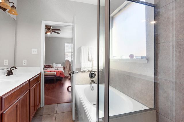 30 Supiro Drive, Manvel, TX 77578