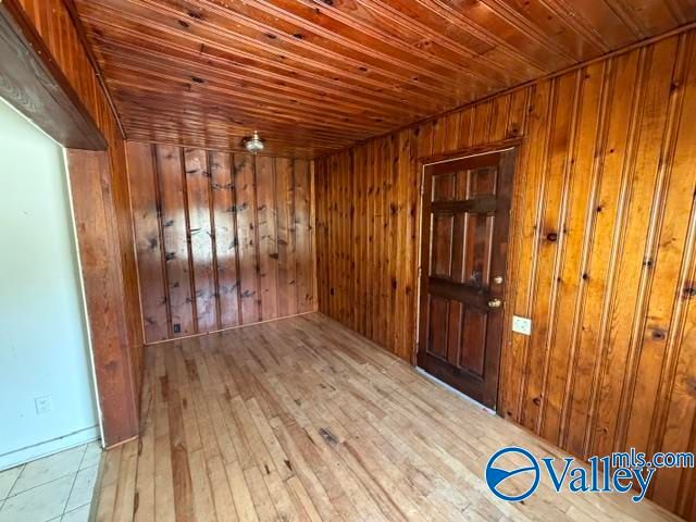 2734 South 11th Street, Gadsden, AL 35904