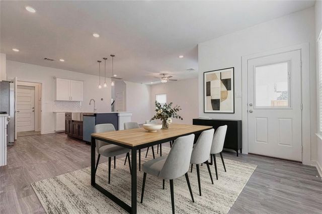 1038 Elsinore Drive, Rosharon, TX 77583