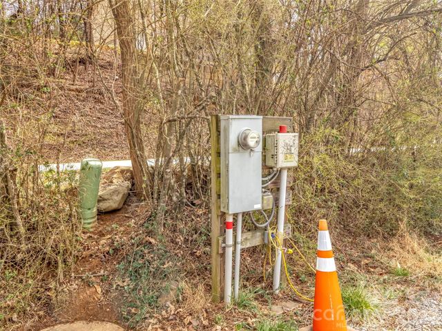 522 N River Road, Sylva, NC 28779