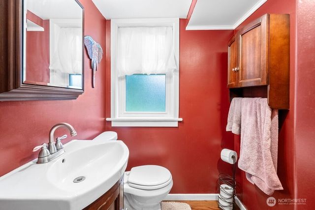 704 Essex Avenue, Aberdeen, WA 98520