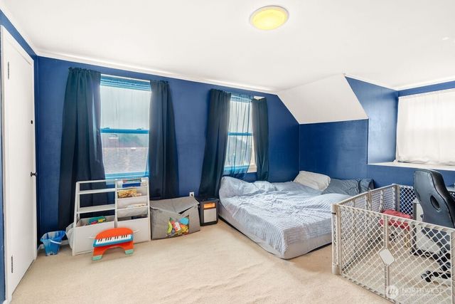 704 Essex Avenue, Aberdeen, WA 98520