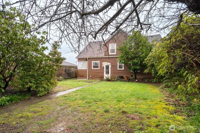 704 Essex Avenue, Aberdeen, WA 98520