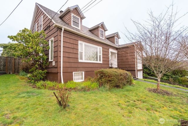 704 Essex Avenue, Aberdeen, WA 98520