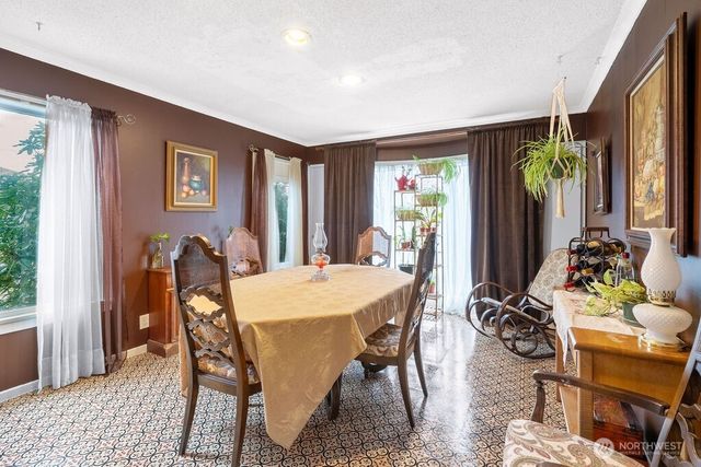 704 Essex Avenue, Aberdeen, WA 98520