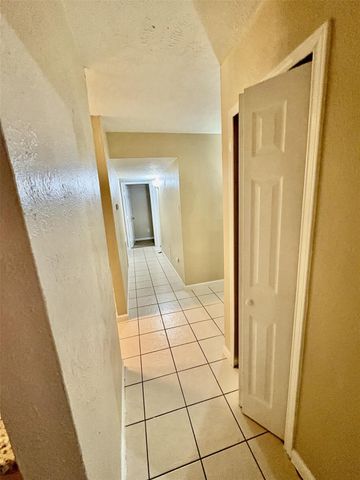 4306 Kevinkay Drive, Houston, TX 77084