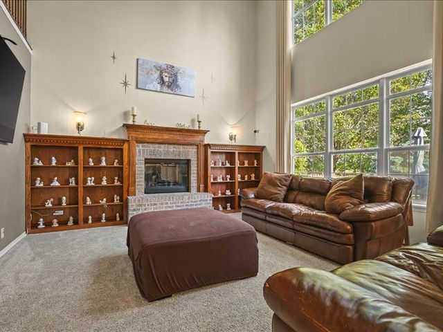10695 Yellowstone Drive, Huntley, IL 60142