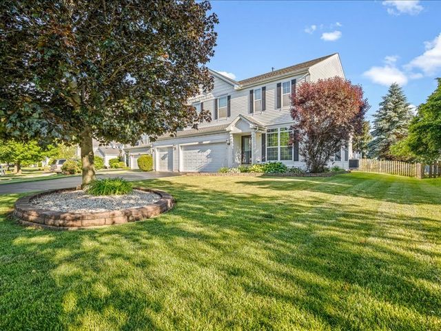 10695 Yellowstone Drive, Huntley, IL 60142