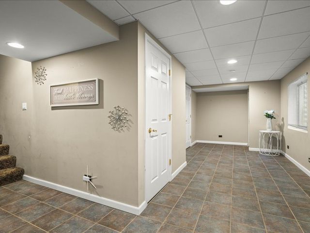 10695 Yellowstone Drive, Huntley, IL 60142