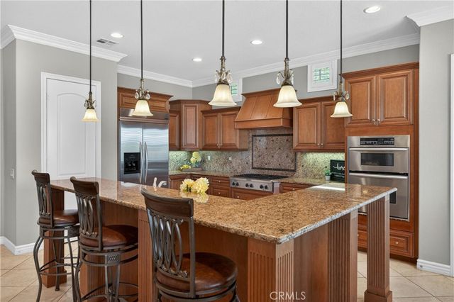8114 Soft Winds Drive, Corona, CA 92883