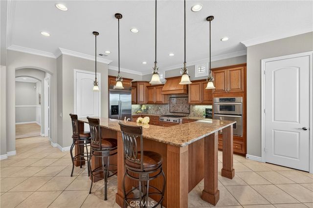 8114 Soft Winds Drive, Corona, CA 92883