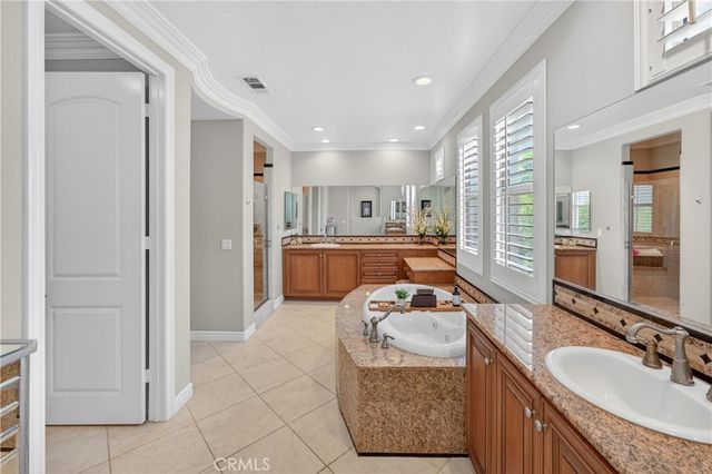 8114 Soft Winds Drive, Corona, CA 92883