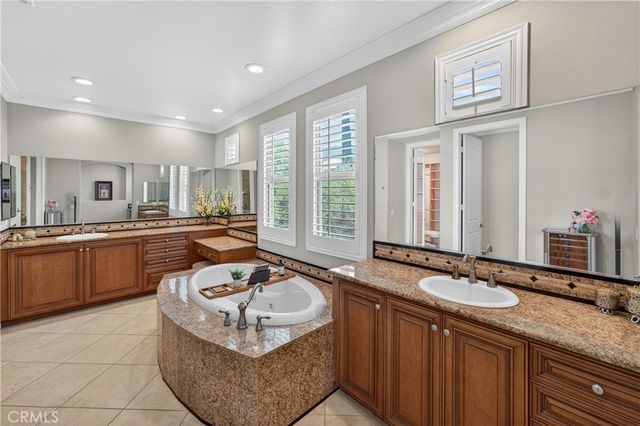 8114 Soft Winds Drive, Corona, CA 92883