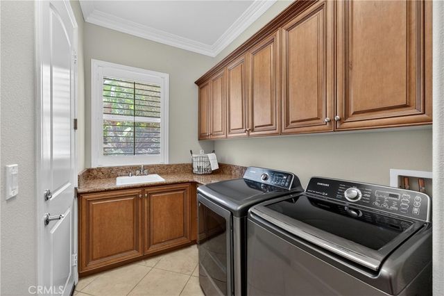 8114 Soft Winds Drive, Corona, CA 92883