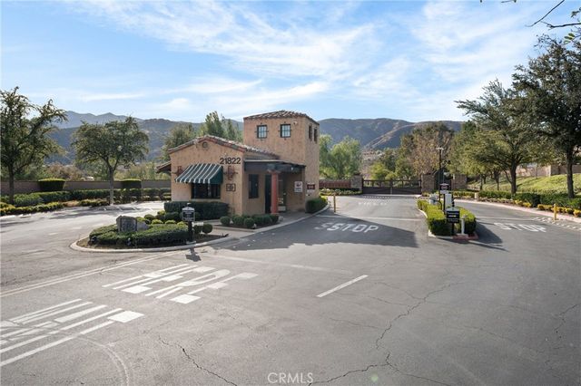 8114 Soft Winds Drive, Corona, CA 92883