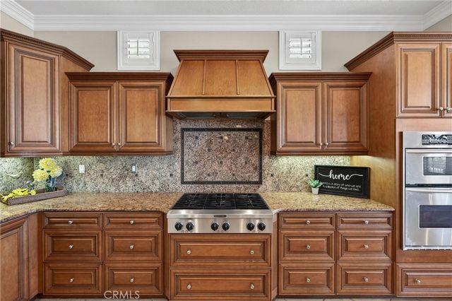 8114 Soft Winds Drive, Corona, CA 92883