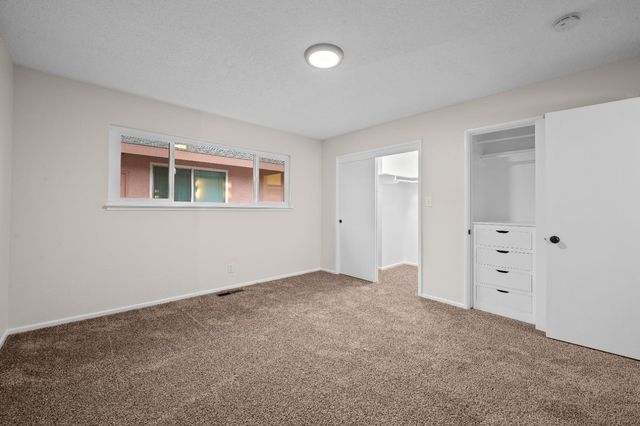 2834 N Hughes Avenue, Fresno, CA 93705