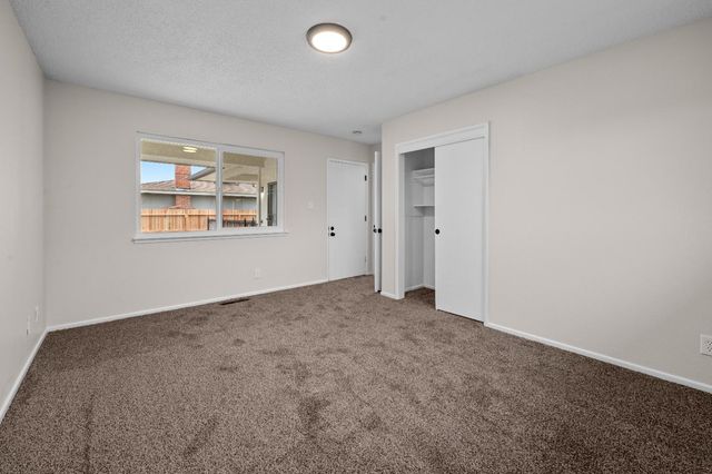 2834 N Hughes Avenue, Fresno, CA 93705