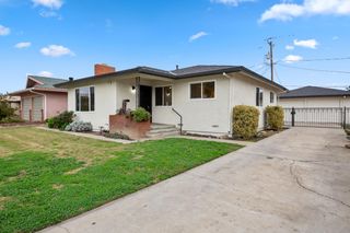 2834 N Hughes Avenue, Fresno, CA 93705