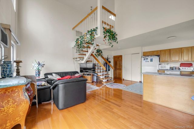 3-14 Julius Road 20D, College Point, NY 11356