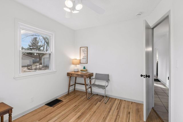 5050 Emerson Avenue N, Minneapolis, MN 55430