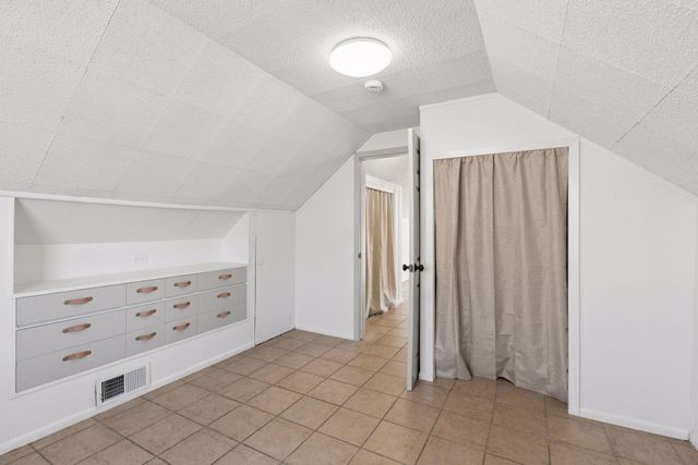 5050 Emerson Avenue N, Minneapolis, MN 55430