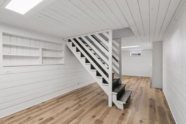 5050 Emerson Avenue N, Minneapolis, MN 55430