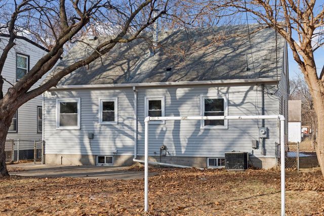 5050 Emerson Avenue N, Minneapolis, MN 55430