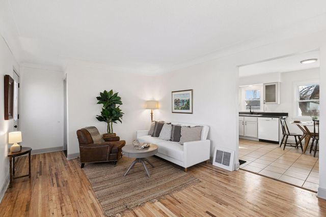 5050 Emerson Avenue N, Minneapolis, MN 55430