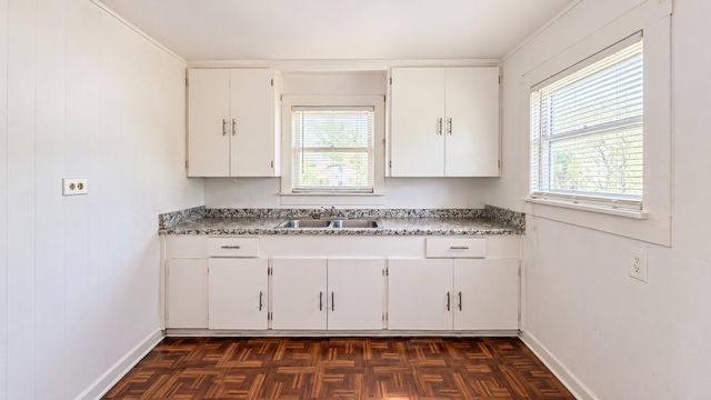 7915 Colonial Lane, Houston, TX 77051