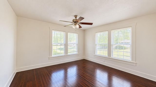 7915 Colonial Lane, Houston, TX 77051