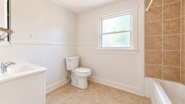 7915 Colonial Lane, Houston, TX 77051