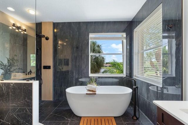 6131 Wilbur Way, Lake Worth, FL 33467