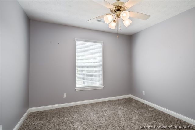 5806 Harmony Woods, Memphis, IN 47143
