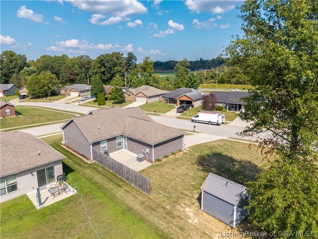5806 Harmony Woods, Memphis, IN 47143
