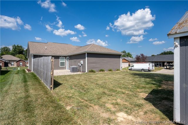 5806 Harmony Woods, Memphis, IN 47143