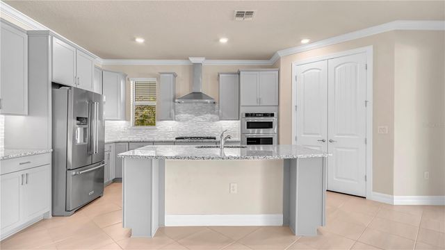 9212 HANGING VINE COURT, Orlando, FL 32836