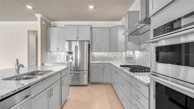 9212 HANGING VINE COURT, Orlando, FL 32836