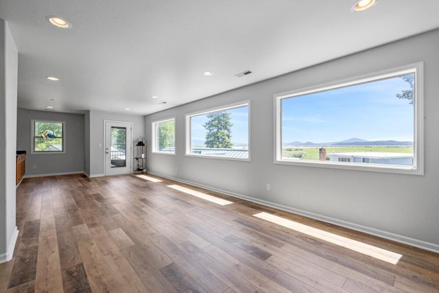 27023 Dugout Lane, Klamath Falls, OR 97601