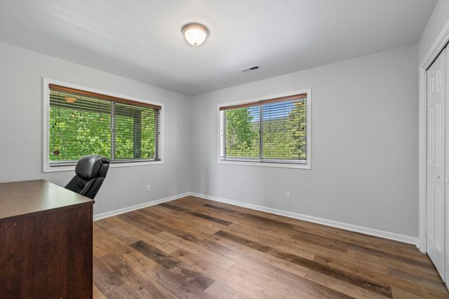 27023 Dugout Lane, Klamath Falls, OR 97601