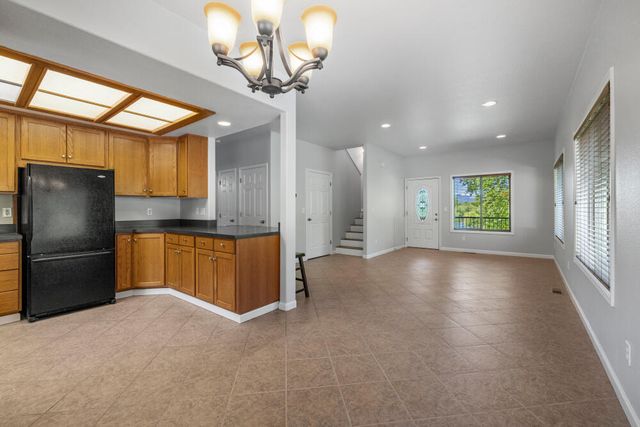 27023 Dugout Lane, Klamath Falls, OR 97601