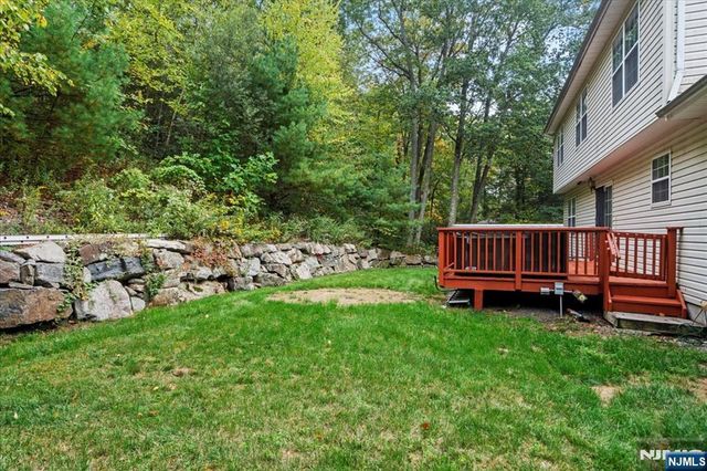 22 Cherbourg Drive, West Milford, NJ 07480