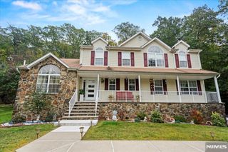 22 Cherbourg Drive, West Milford, NJ 07480