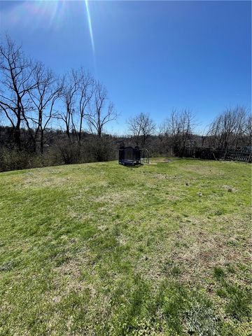 1419 Cardinal Dr, Scott Twp, PA 15243